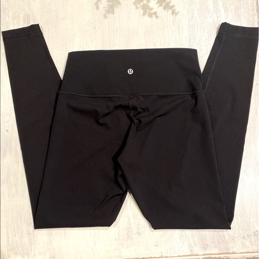 Lululemon Wunder Under Luxtreme 28” Size 8